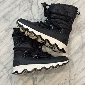 Women's Sorel Kinetc Winter Boots Size 7